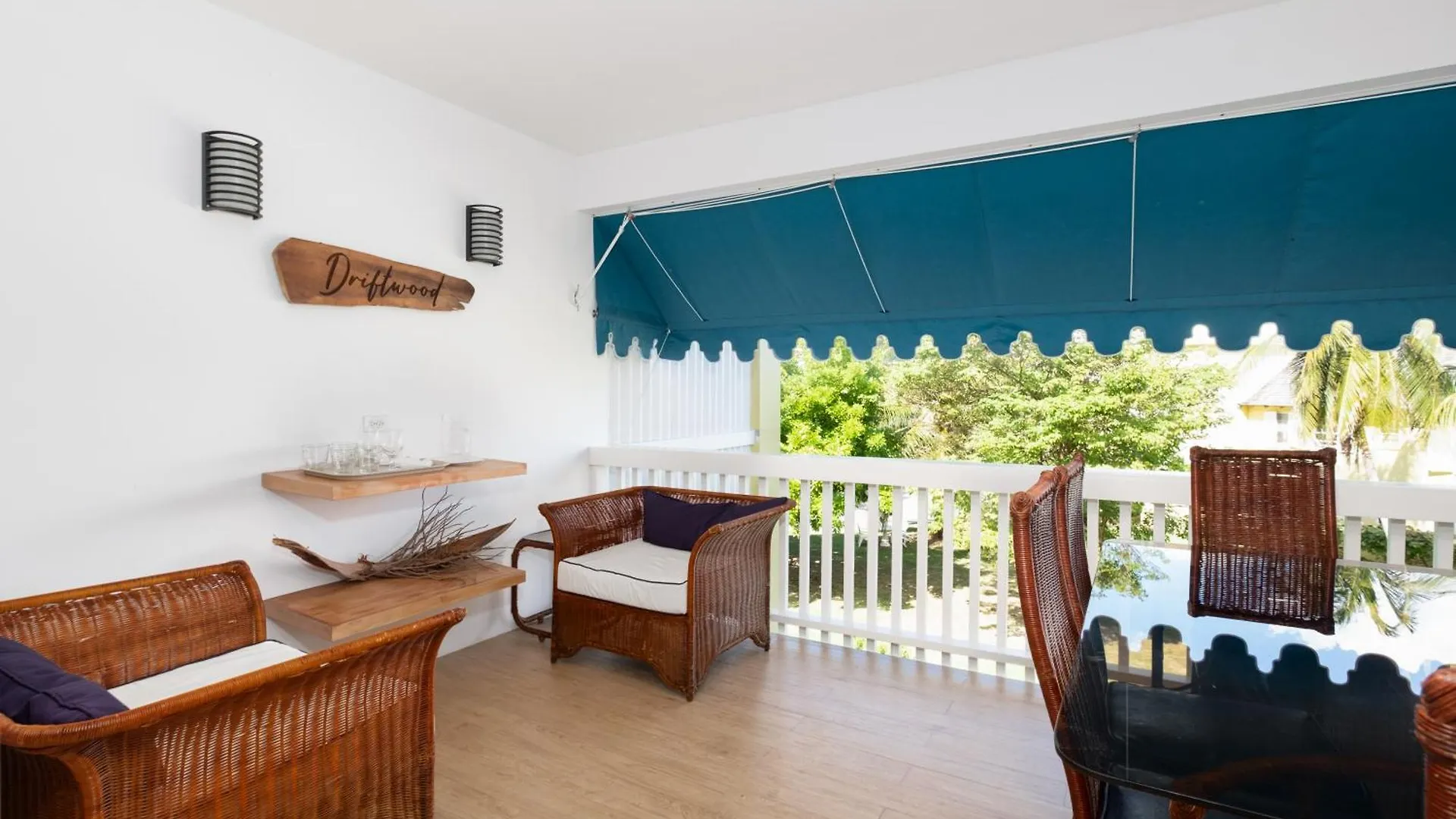 Jamaica Time Driftwood At Sea Palms 3Br 3Ba Condo In Ocho Rios With Pool And Beach Front With Views Only 10 Mins From Ochi Intl Airport Direct Flight From Miami St Mary Apartment