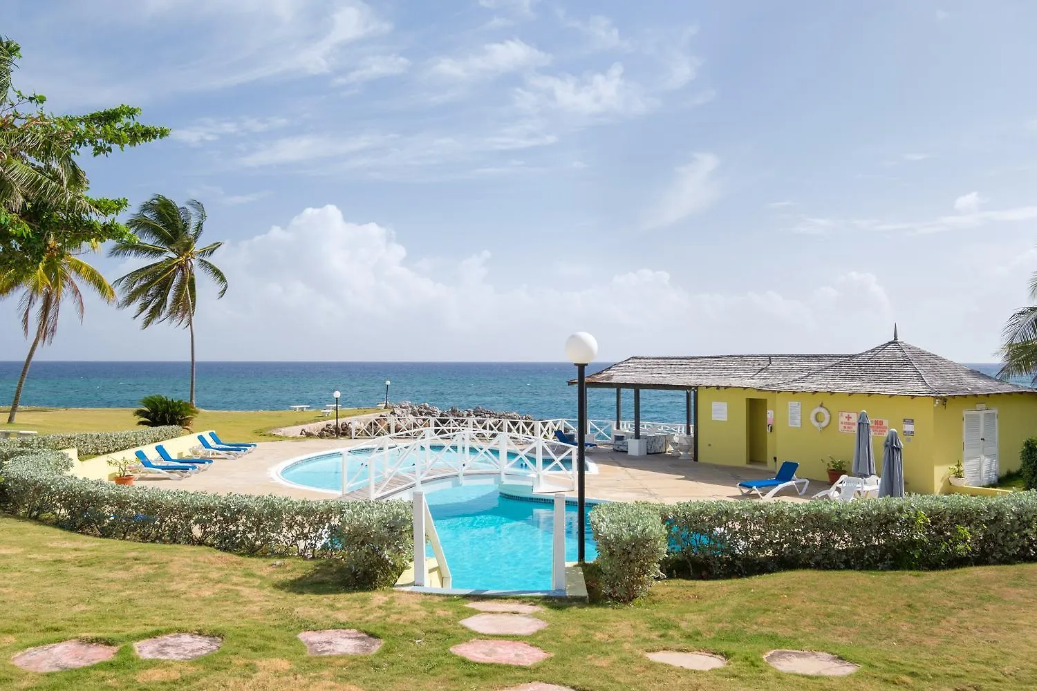 Jamaica Time Driftwood At Sea Palms 3Br 3Ba Condo In Ocho Rios With Pool And Beach Front With Views Only 10 Mins From Ochi Intl Airport Direct Flight From Miami St Mary 0*,