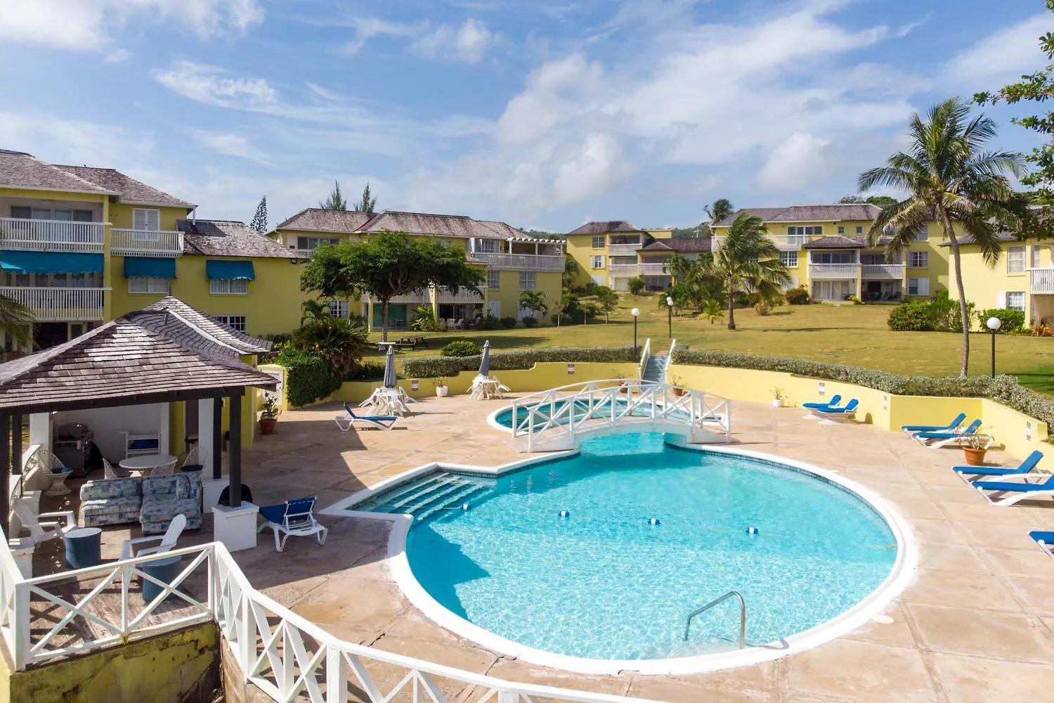 Jamaica Time Driftwood At Sea Palms 3Br 3Ba Condo In Ocho Rios With Pool And Beach Front With Views Only 10 Mins From Ochi Intl Airport Direct Flight From Miami St Mary Apartment